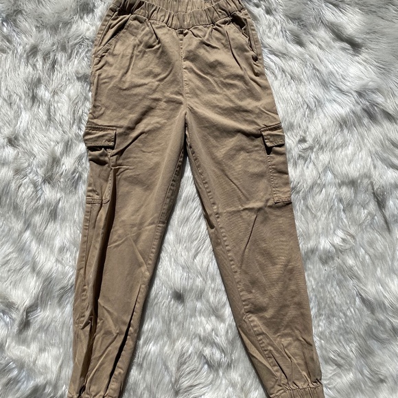 Divided Pants - ☁️ Tan Chino Joggers Woman's
